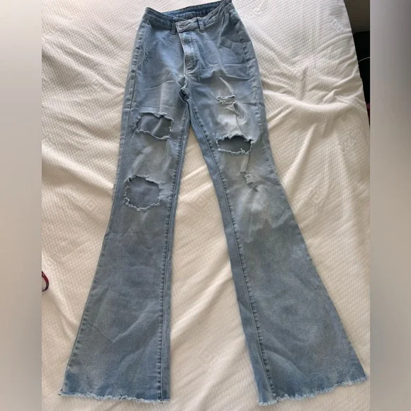 Flared Jeans - Picture 2 of 3